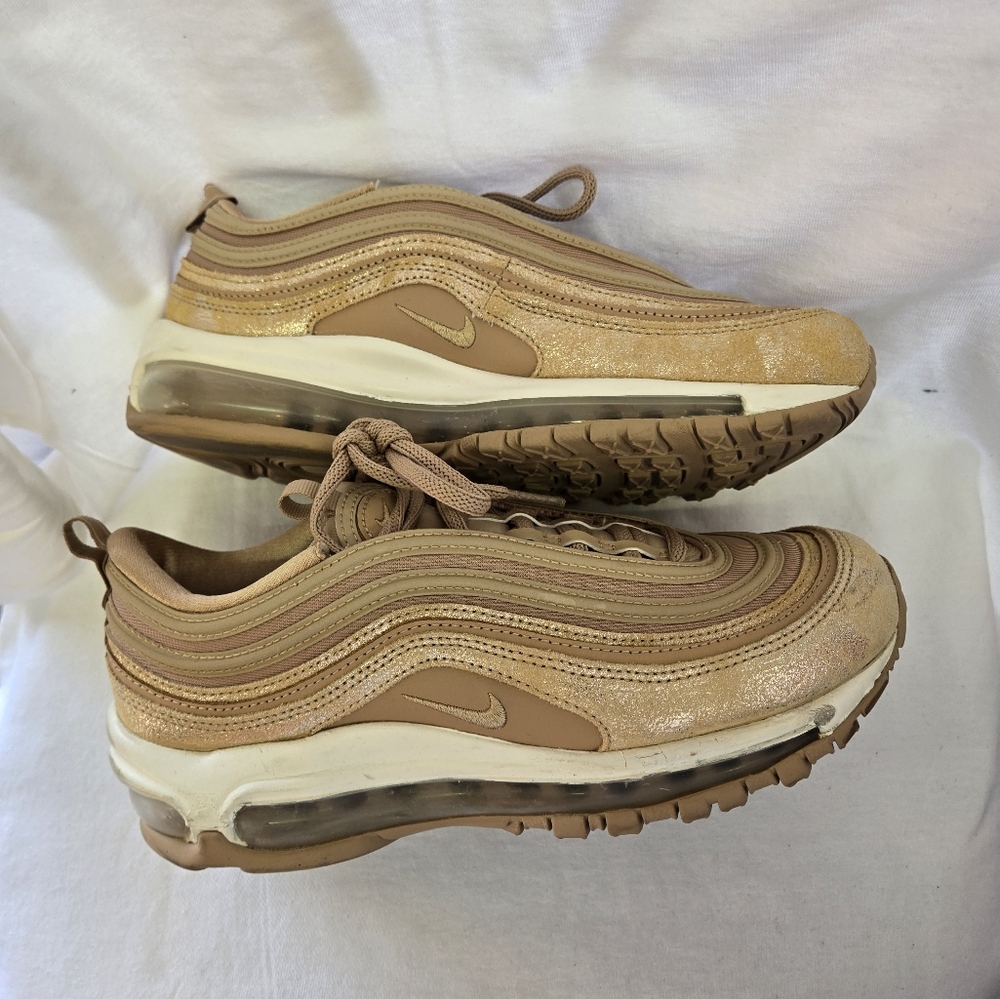 Nike Air Max 97 classic sneaker. Size 7.5